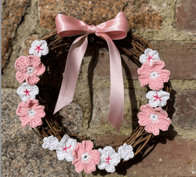 Round Easter wreath (20cm) (pink-p)